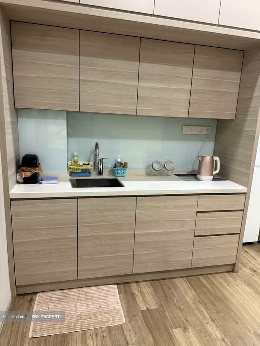 Sbf Center (D1), Office #570506931
